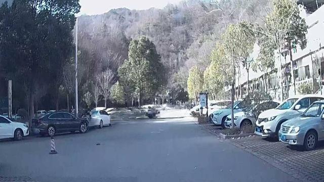 金丝峡景区-陆督门停车场